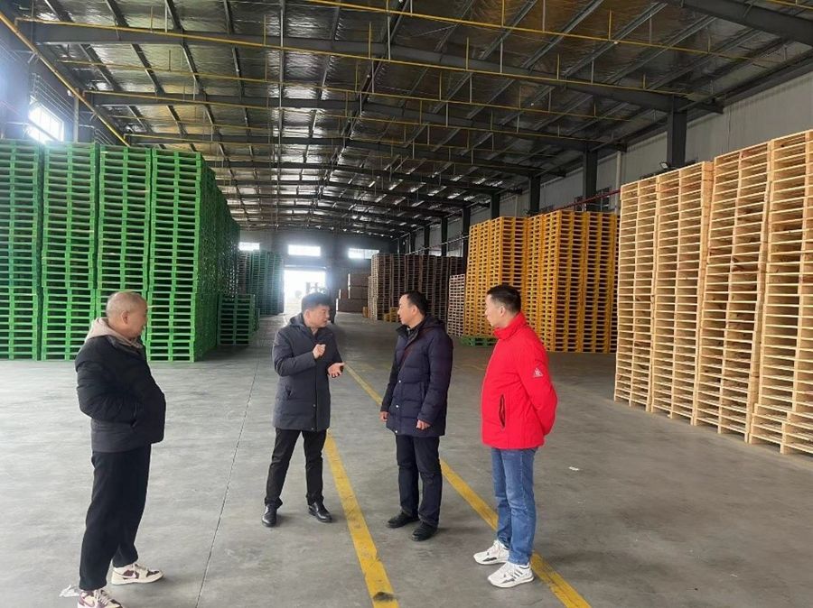 信息机电学院教师一行赴咸宁嘉鱼开展科技服务照片原图（2）_副本.jpg