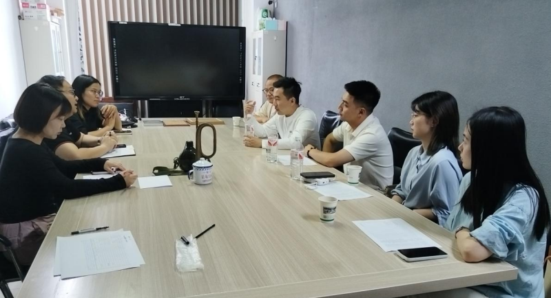 家具設(shè)計(jì)與制造專業(yè)召開人才培養(yǎng)方案校企研討會照片（1）.png