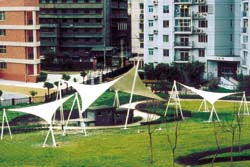 上?！鞍雿u花園”膜結(jié)構(gòu)景觀